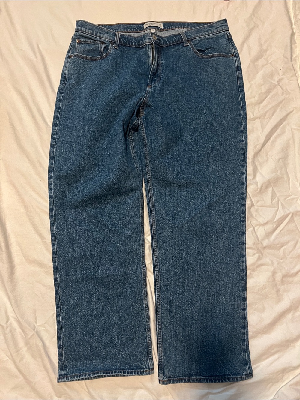 Abercrombie & Fitch Women’s Curve Love The Baggy Low Rise Jeans